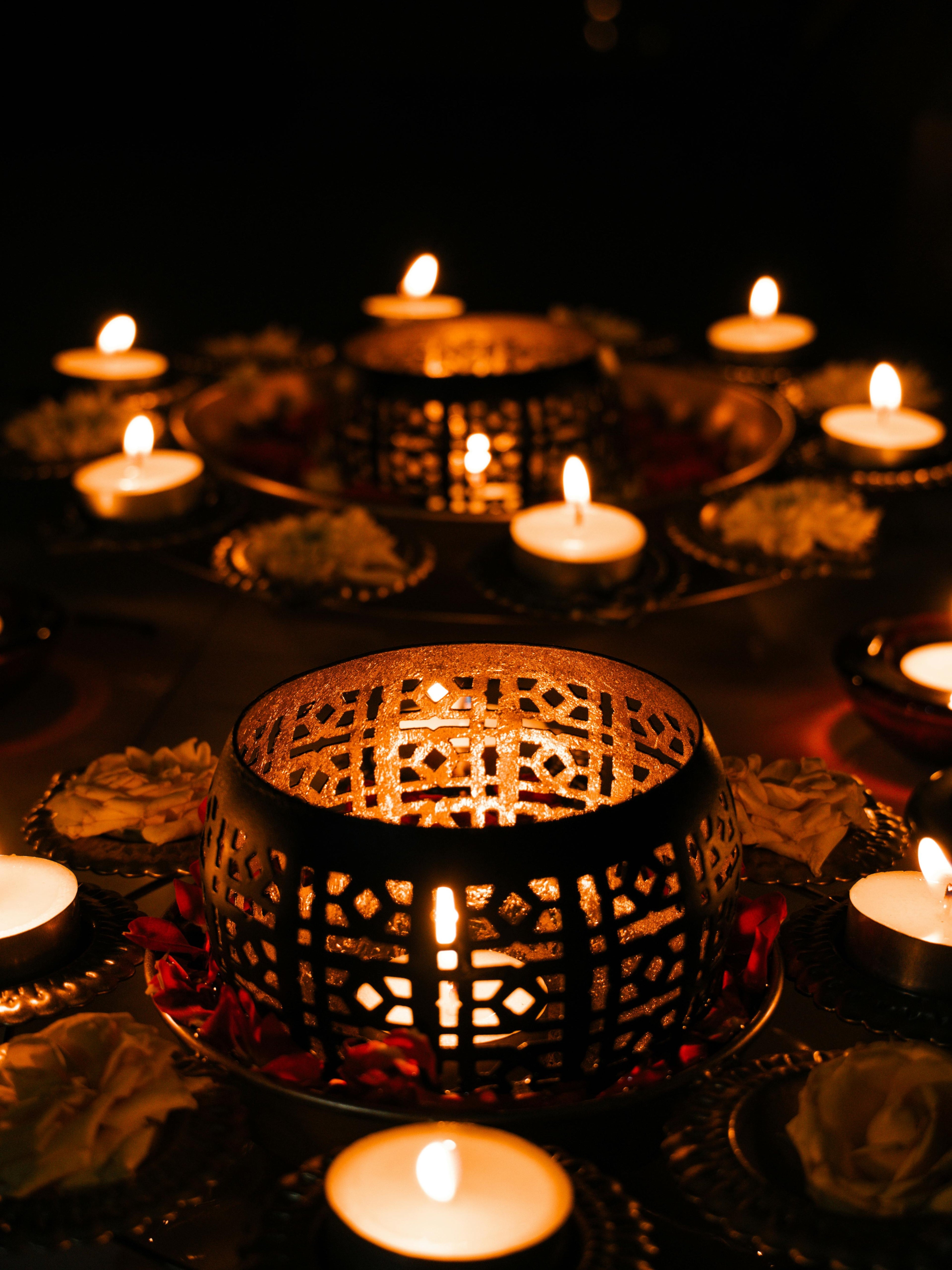 Pack of 6 Classic White Tealight Candles – Long-Lasting, Clean Burn for Home Décor & Special Occasions